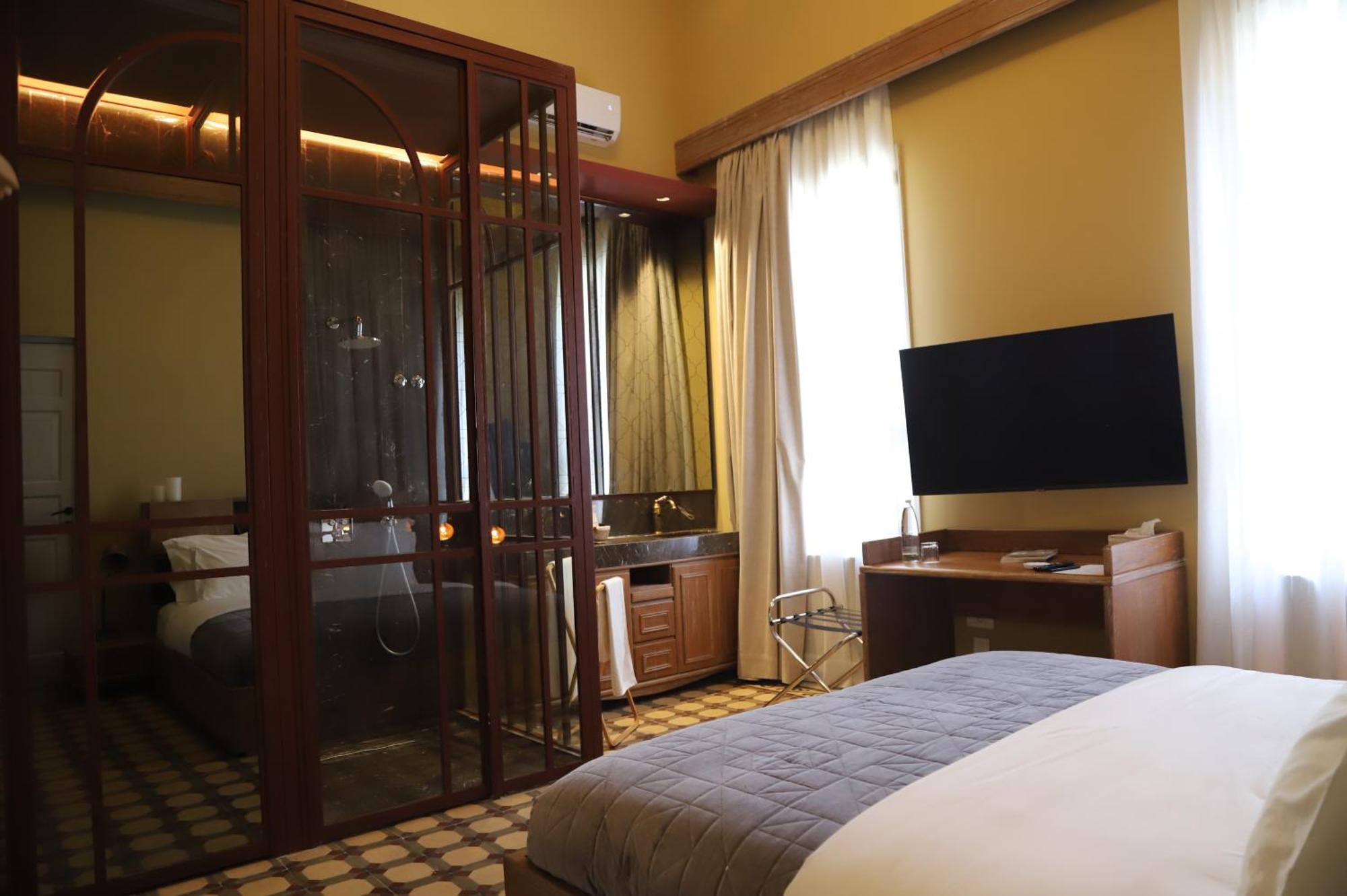 Hotel Lost Gemmayzeh เบรุต ภายนอก รูปภาพ