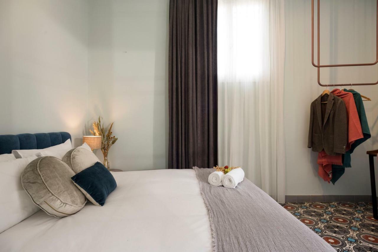 Hotel Lost Gemmayzeh เบรุต ภายนอก รูปภาพ