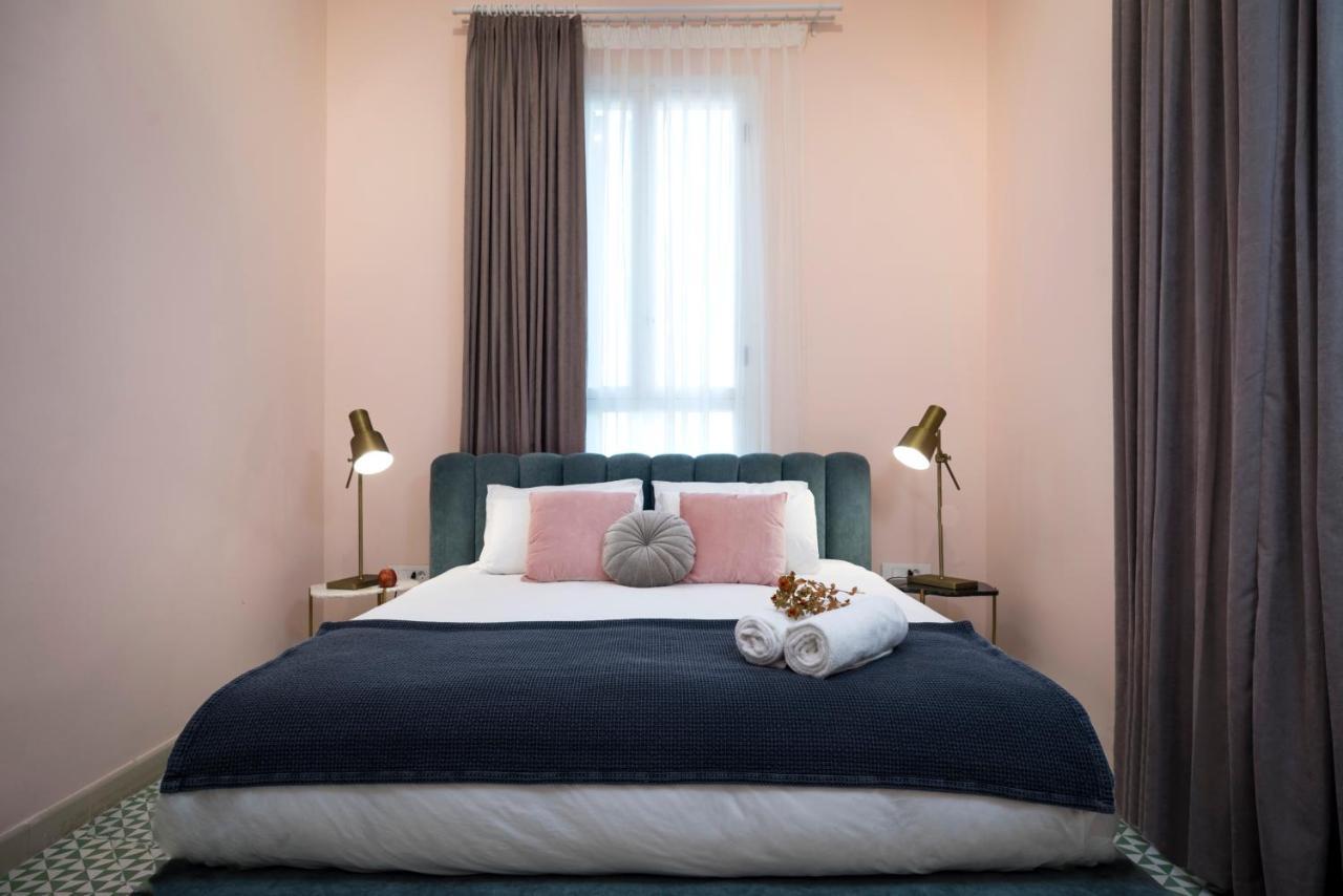 Hotel Lost Gemmayzeh เบรุต ภายนอก รูปภาพ